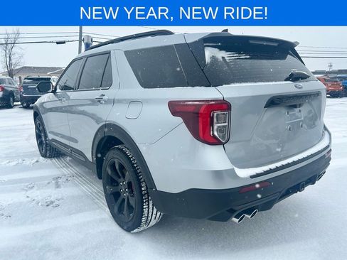 Certified 2023 Ford Explorer ST w/ Equipment Group 401A image 4