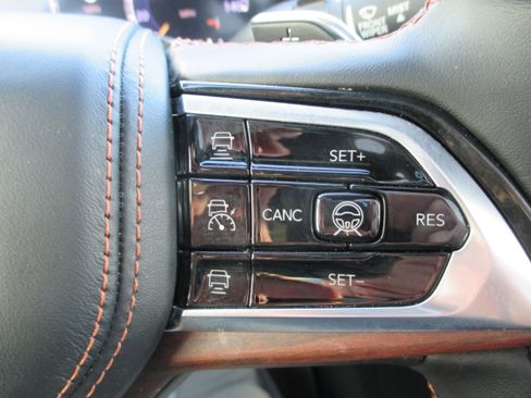 Used 2023 Jeep Grand Cherokee L Summit w/ High Altitude Package image 33