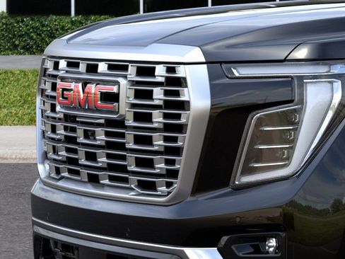 New 2026 GMC Yukon XL Denali AWD/4WD image 13