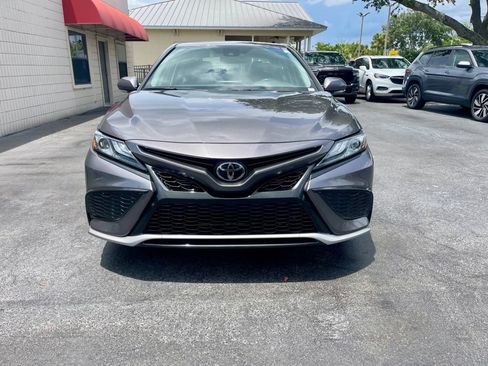 Used 2024 Toyota Camry XSE FWD image 6