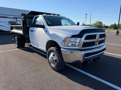 Used 2018 RAM 3500 Tradesman w/ Power & Remote Entry Group AWD/4WD image 3
