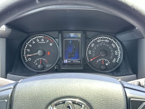 Used 2022 Toyota Tacoma SR w/ SX Package RWD image 23