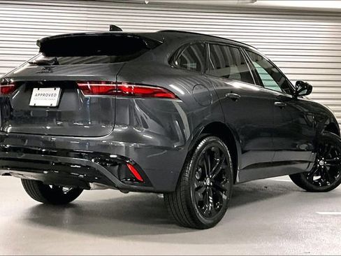 Certified 2024 Jaguar F-PACE R-Dynamic S image 13