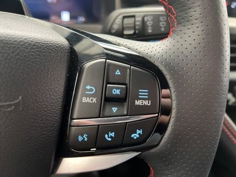 Used 2025 Ford Explorer ST-Line image 18