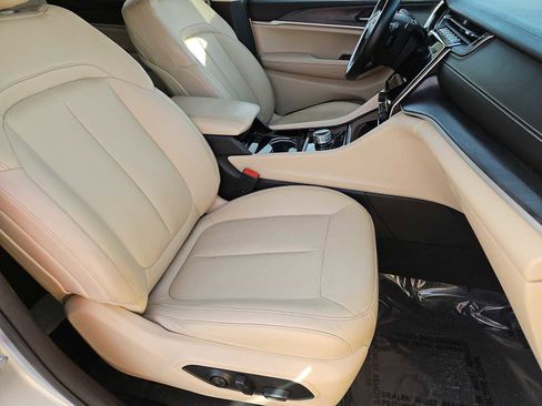 Used 2021 Jeep Grand Cherokee L Limited image 22