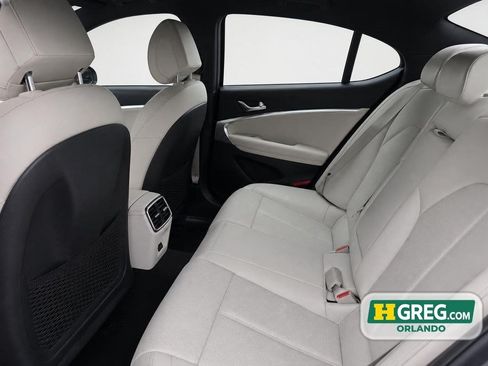 Used 2025 Genesis G70 2.5T RWD image 16