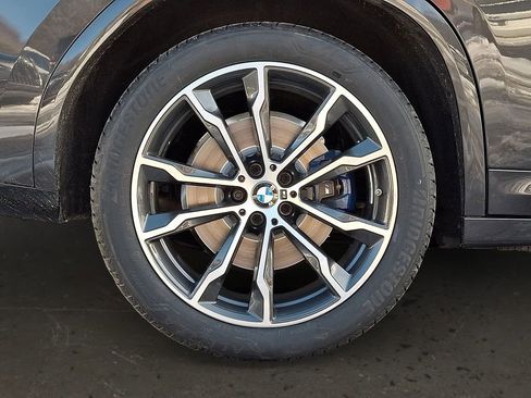 Certified 2023 BMW X4 M40i w/ Premium Package image 9