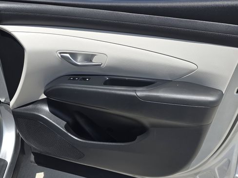 Used 2025 Hyundai Tucson SEL FWD image 14