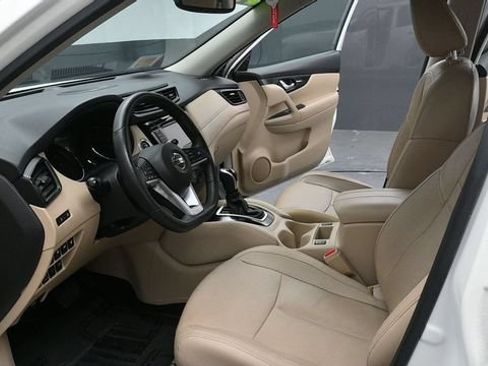 Used 2020 Nissan Rogue SL w/ Premium Package AWD/4WD image 14