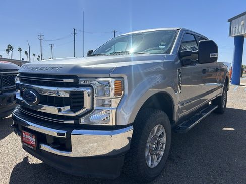 Used 2020 Ford F250 XL w/ STX Appearance Package image 1