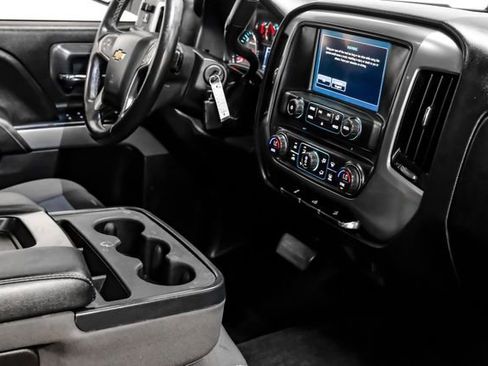 Used 2018 Chevrolet Silverado 1500 LT w/ All Star Edition image 29