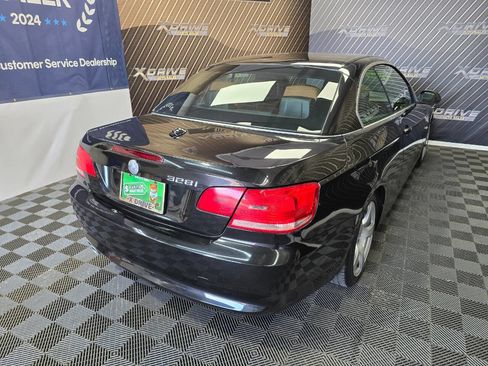 Used 2009 BMW 328i Convertible image 24