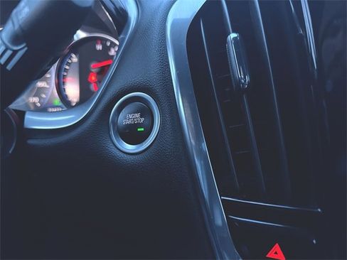 Certified 2022 Chevrolet Traverse High Country w/ LPO, Floor Liner Package image 17