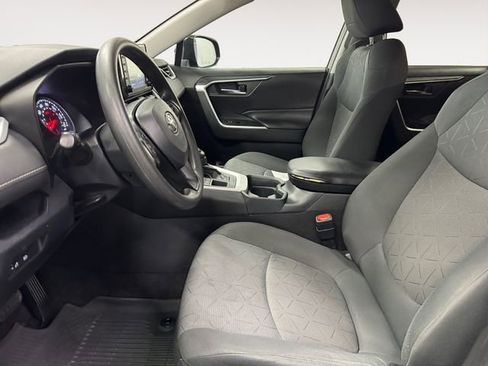 Used 2020 Toyota RAV4 XLE w/ All Weather Liner Package image 7