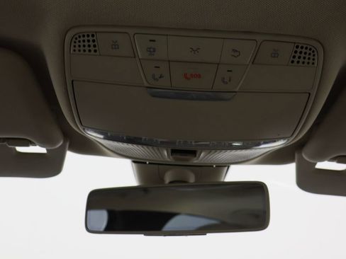 Used 2017 Mercedes-Benz E 300 4MATIC image 23