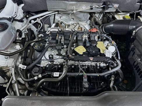 Used 2024 Volkswagen Atlas SE image 36