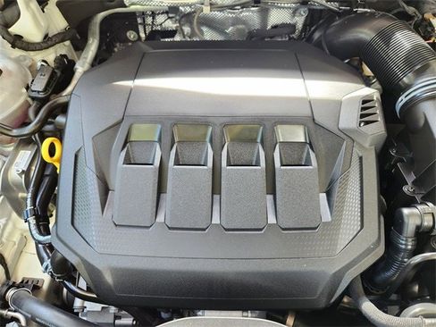 Used 2024 Audi Q3 2.0T Premium Plus image 30