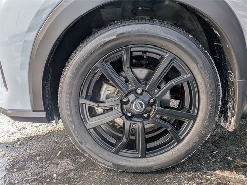 Used 2021 Nissan Kicks SR image 25