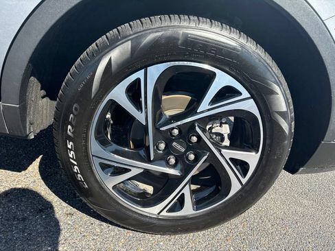 Certified 2024 Lincoln Nautilus Premier w/ Jet Appearance Package AWD/4WD image 10