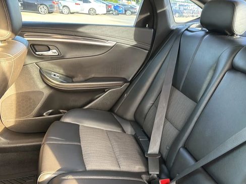 Used 2020 Chevrolet Impala LT FWD image 37