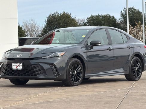 Certified 2025 Toyota Camry SE image 10