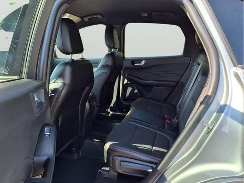 Used 2024 Ford Escape ST-Line w/ Tech Pack #1 AWD/4WD image 11