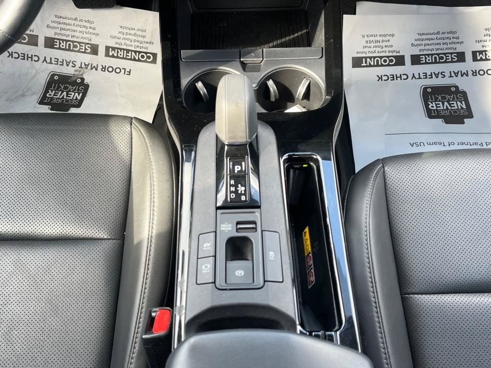 Used 2025 Toyota Prius Limited FWD image 19