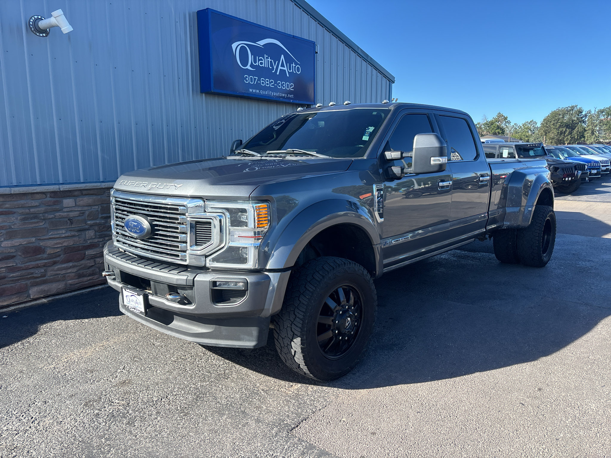 Used 2022 Ford F450 Limited w/ FX4 Off-Road Package AWD/4WD image 2
