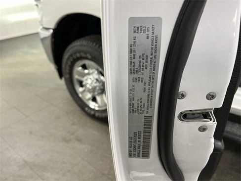 Used 2025 RAM 2500 Tradesman image 34