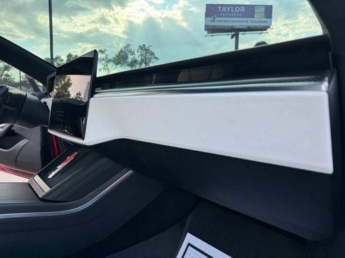 Used 2022 Tesla Model S Plaid AWD/4WD image 37