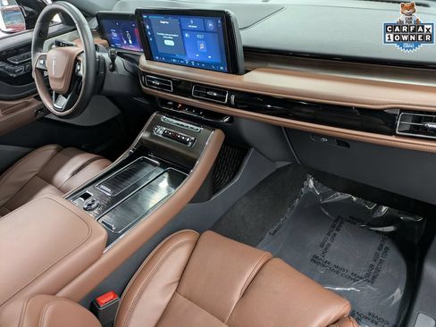 Used 2025 Lincoln Aviator Reserve w/ Equipment Group 201A AWD/4WD image 31