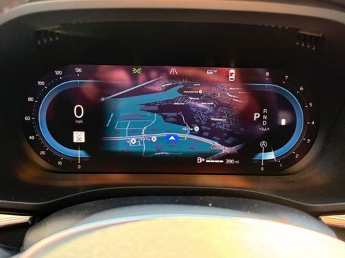 Certified 2023 Volvo XC60 B5 Ultimate w/ Protection Package Premier image 20