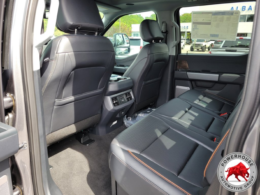 New 2027 Ford F350 Lariat w/ Black Appearance Package AWD/4WD image 15