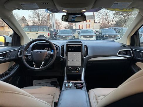 Used 2024 Ford Edge SEL w/ Convenience Package image 22