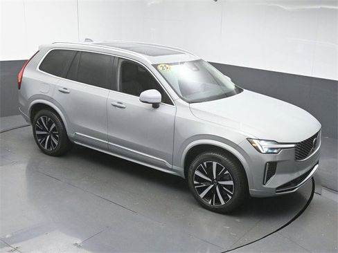 Certified 2025 Volvo XC90 B6 Core w/ Protection Package image 49