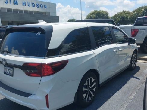 Used 2025 Honda Odyssey EX-L image 5