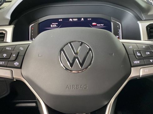 Used 2022 Volkswagen Atlas Cross Sport SE AWD/4WD image 15