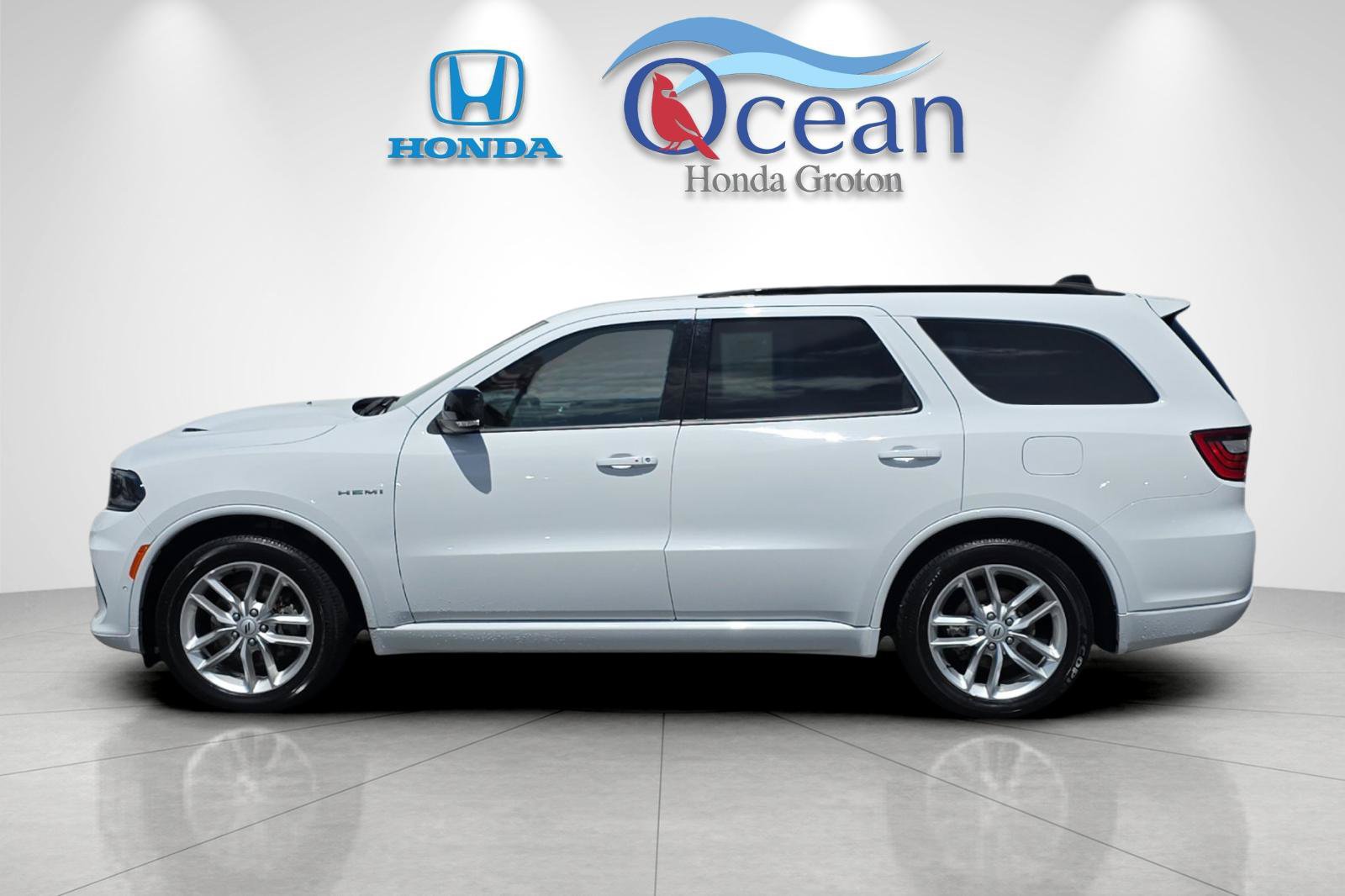 Used 2025 Dodge Durango R/T AWD/4WD image 6