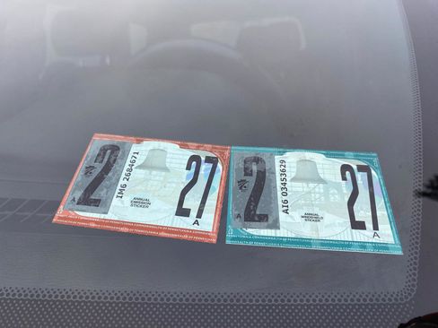 Used 2017 Jeep Grand Cherokee Limited image 24