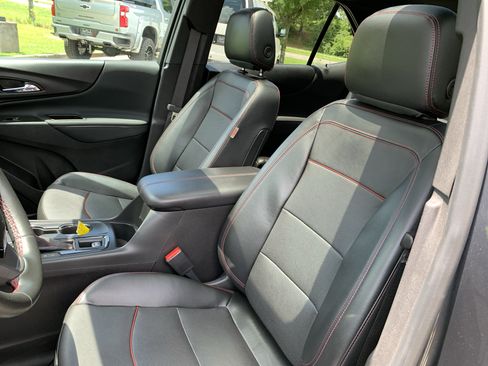 Used 2023 Chevrolet Equinox RS w/ RS Leather Package FWD image 12