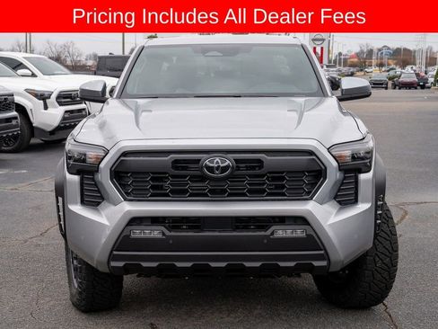 New 2025 Toyota Tacoma TRD Off-Road AWD/4WD image 2