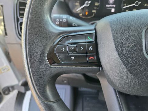 Used 2024 RAM ProMaster 2500 w/ Convenience Group FWD image 23
