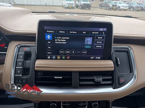 Used 2021 Chevrolet Tahoe Premier w/ Premium Package AWD/4WD image 23