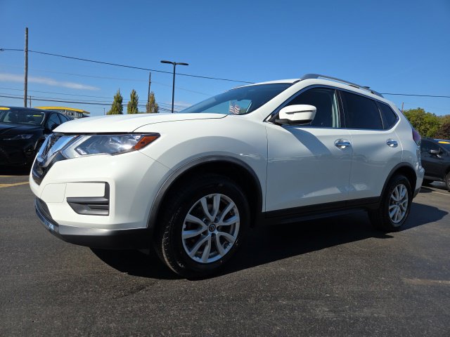 Used 2020 Nissan Rogue SV AWD/4WD image 3