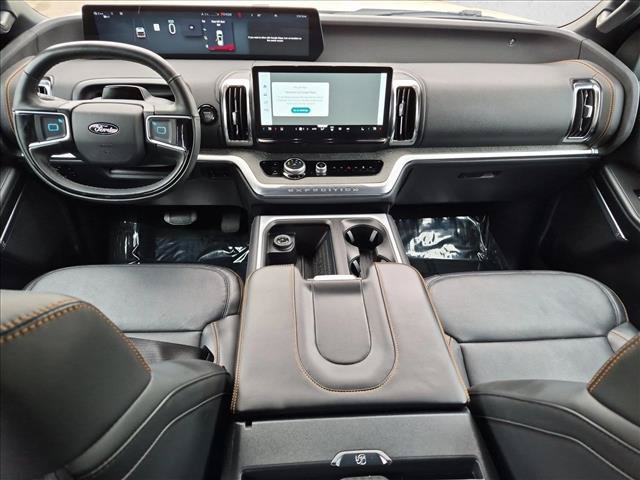 Used 2025 Ford Expedition Tremor AWD/4WD image 19