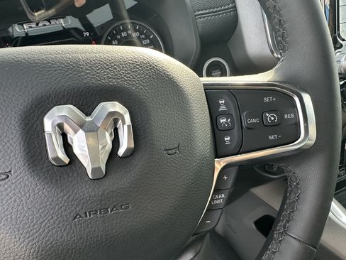 Used 2026 RAM 1500 Laramie AWD/4WD image 19