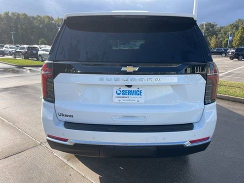 New 2026 Chevrolet Suburban LS RWD image 5
