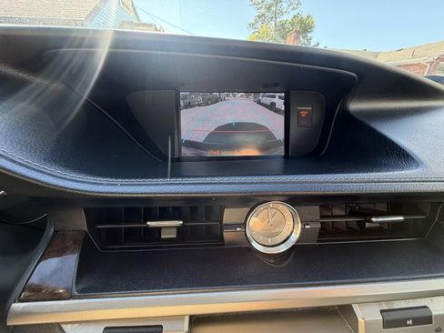 Used 2013 Lexus ES 350 w/ Luxury Pkg FWD image 23