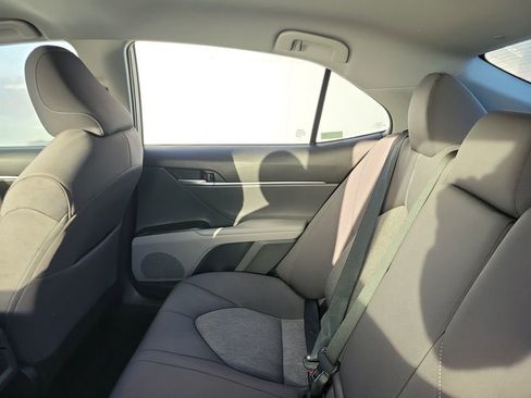 Used 2023 Toyota Camry LE image 9