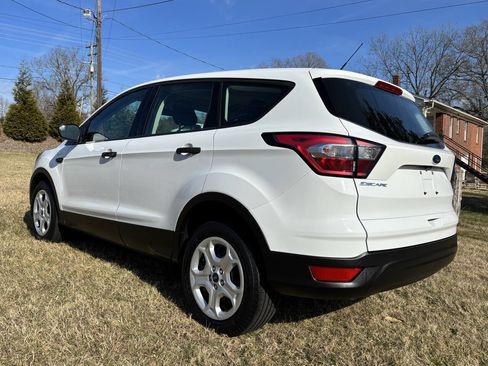 Used 2018 Ford Escape S image 2